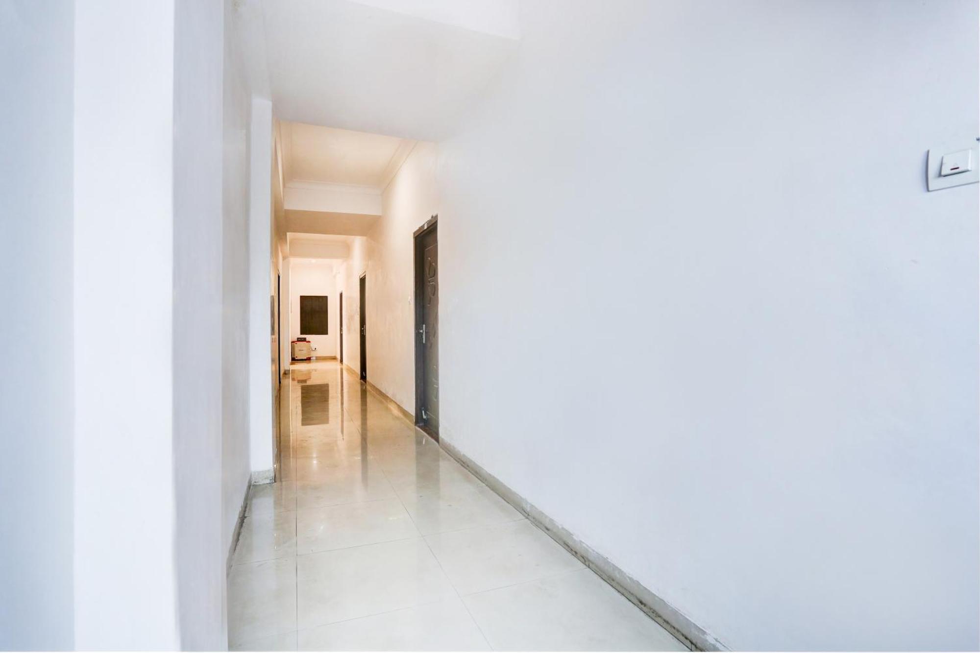 Super Hotel O Goverdhan Villa อุเดเปอร์ ภายนอก รูปภาพ